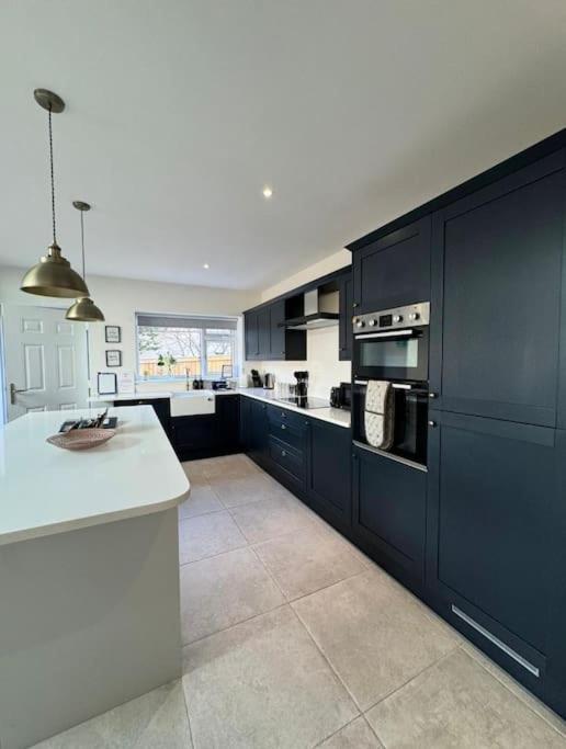 Stylish Apartment Near The Centre Of Harrogate Esterno foto