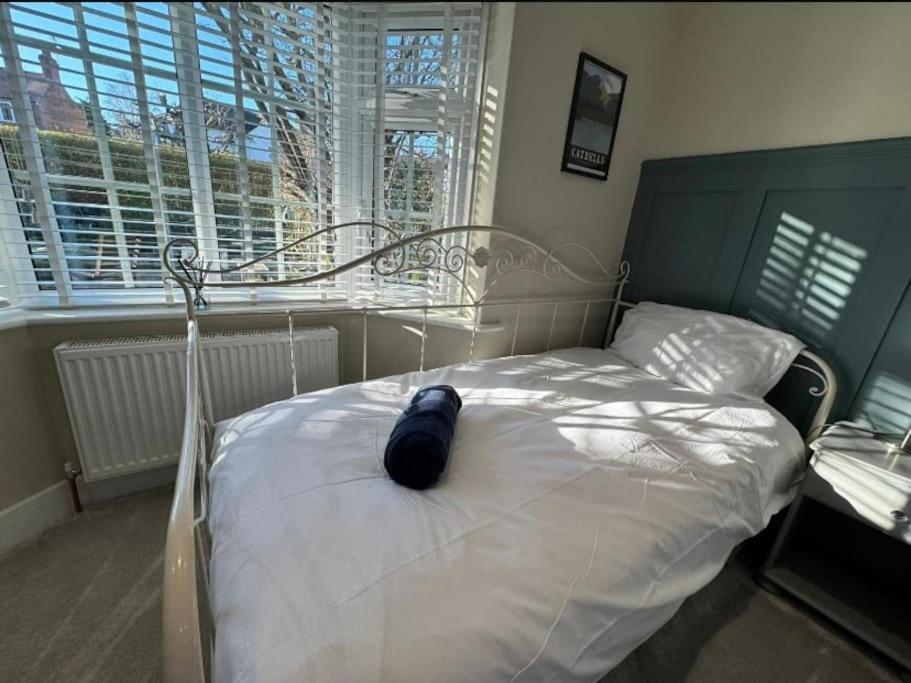 Stylish Apartment Near The Centre Of Harrogate Esterno foto