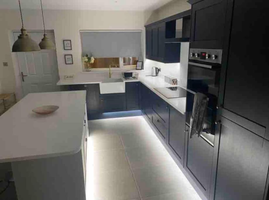 Stylish Apartment Near The Centre Of Harrogate Esterno foto